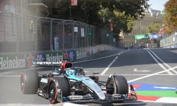 В Баку завершились вторые свободные заезды команд "Формулы-1" (ФОТО) (Обновлено)