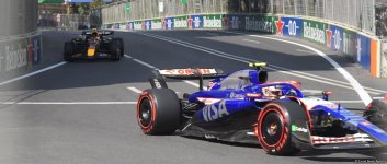 В Баку завершились вторые свободные заезды команд "Формулы-1" (ФОТО) (Обновлено)