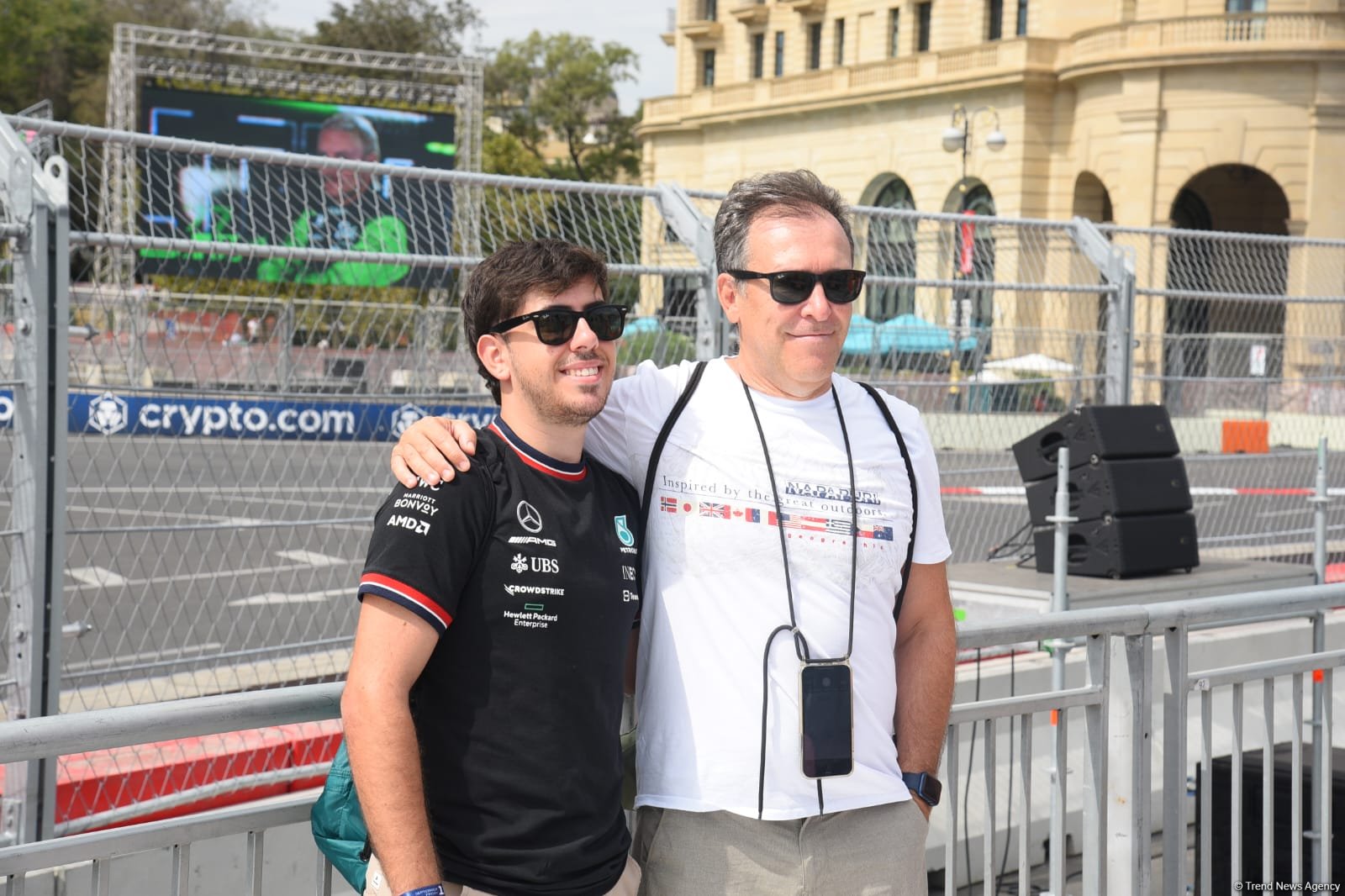 Яркие моменты соревнований "Формулы-1" в Баку (Фоторепортаж)