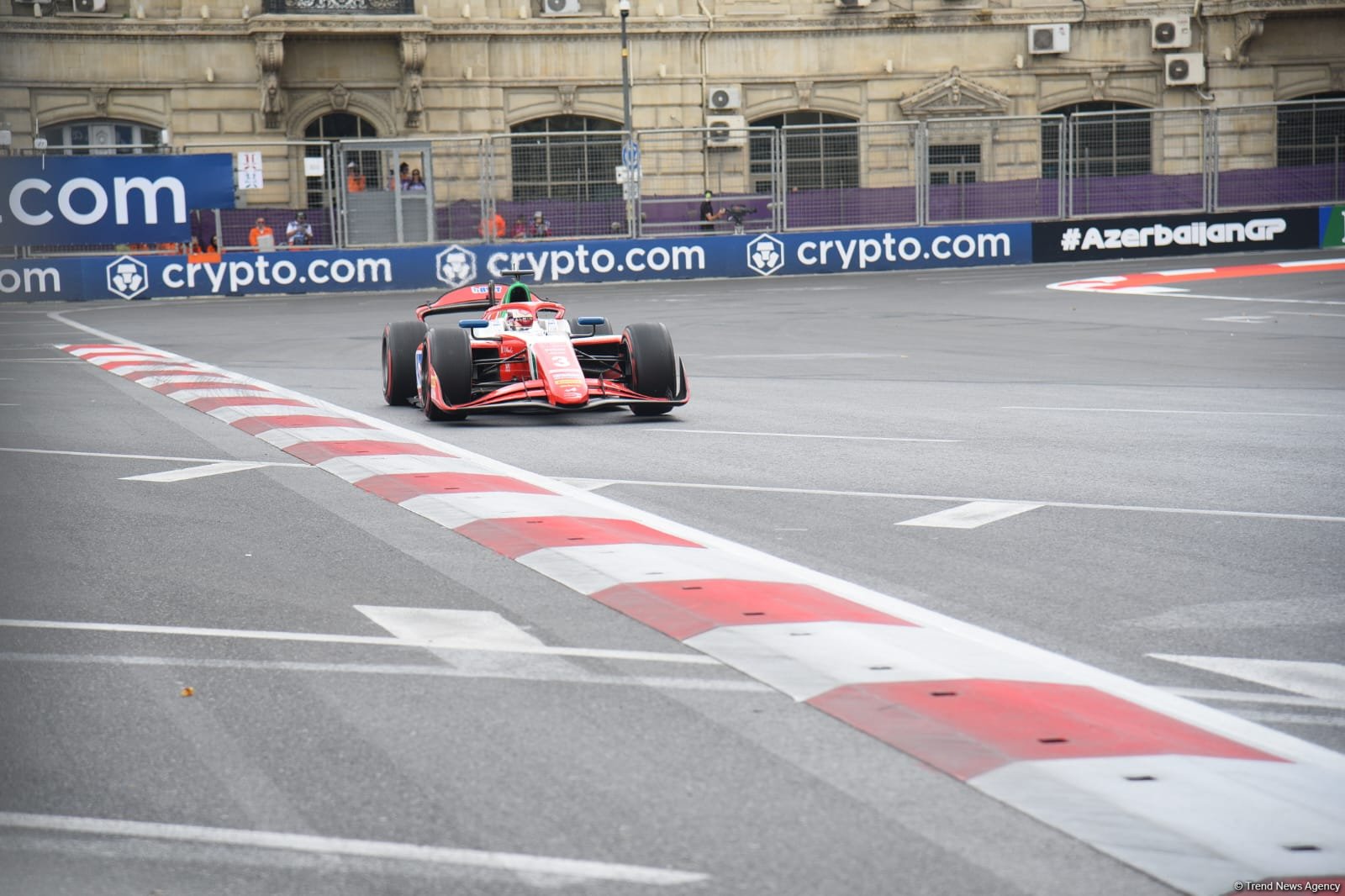 В Баку завершились свободные заезды команд Формулы 2 (ФОТО/ВИДЕО) (Обновлено)