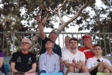 Интересные моменты со зрительских трибун  "Формулы-1" в Баку (ФОТОРЕПОРТАЖ)