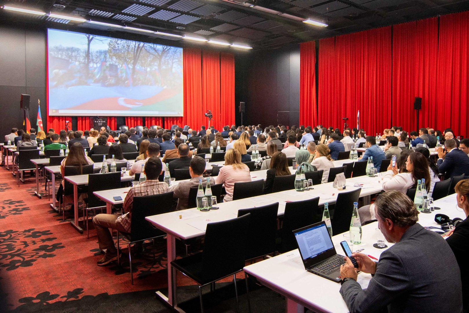 Начался III Форум азербайджанских врачей, проживающих в Германии (ФОТО)