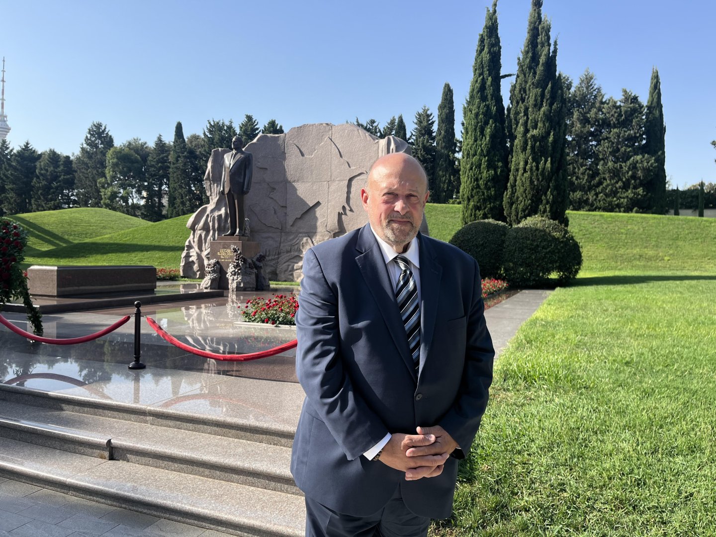 Представитель администрации канадской провинции Онтарио находится с визитом в Азербайджане (ФОТО)