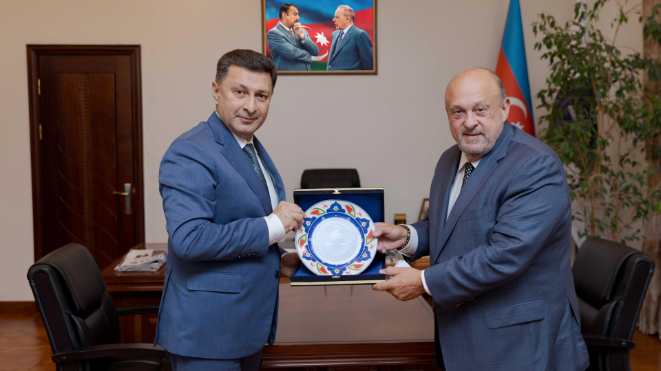 Представитель администрации канадской провинции Онтарио находится с визитом в Азербайджане (ФОТО)