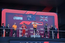 В Баку наградили победителей финальной гонки Формулы 1 (ФОТО/ВИДЕО)