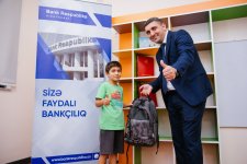 Банк Республика порадовал школьников села Забух Лачинского района (ФОТО)