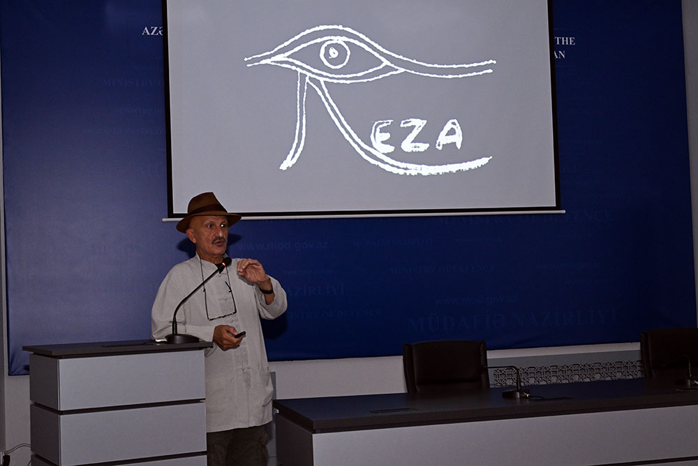 В минобороны Азербайджана состоялась встреча с известным фотографом Резой Дегати (ФОТО)