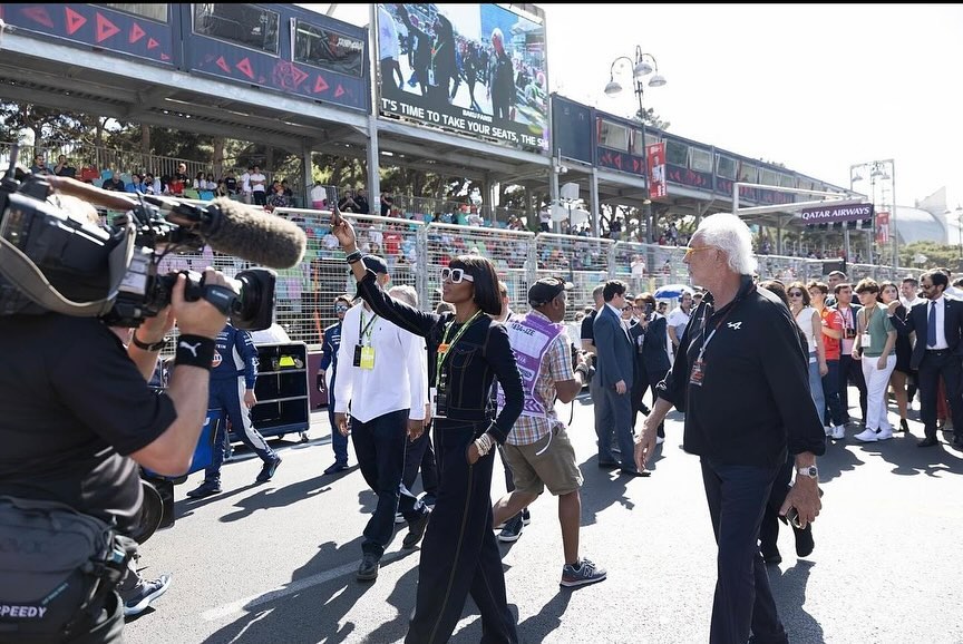 Наоми Кэмпбелл поделилась публикацией о поездке в Азербайджан (ФОТО/ВИДЕО)