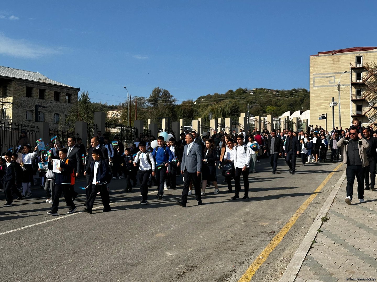 Спустя 32 года в Шуше прозвенел первый звонок (ВИДЕО/ФОТО)