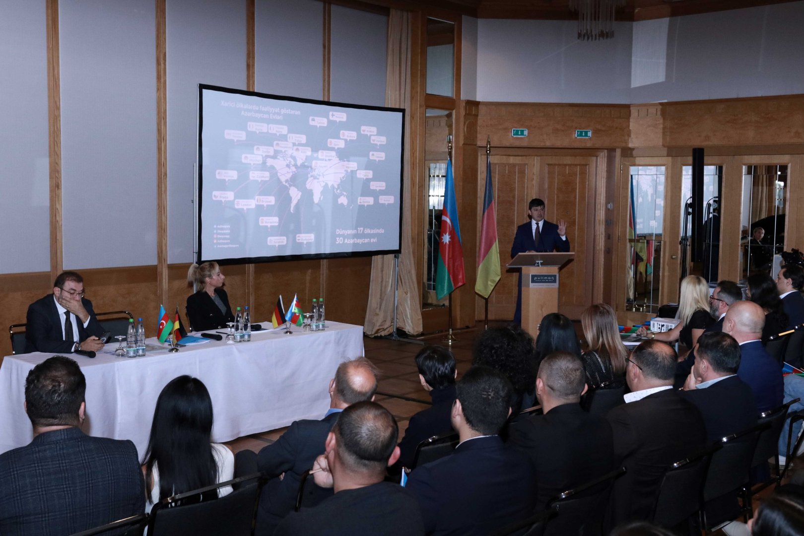 В Штутгарте состоялась встреча с азербайджанской общиной (ФОТО)