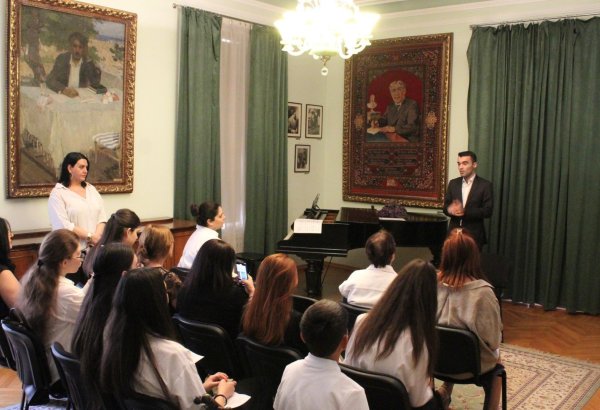 В Доме-музее Самеда Вургуна состоялся концерт в честь Дня национальной музыки (ФОТО)