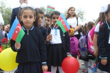 Подарок Фонда Гейдара Алиева учащимся села Аранлы Имишлинского района к новому учебному году (ФОТО/ВИДЕО)