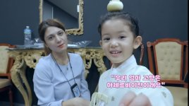 Проживающая в Южной Корее азербайджанка снялась в видеоролике с участием президента этой страны (ФОТО)