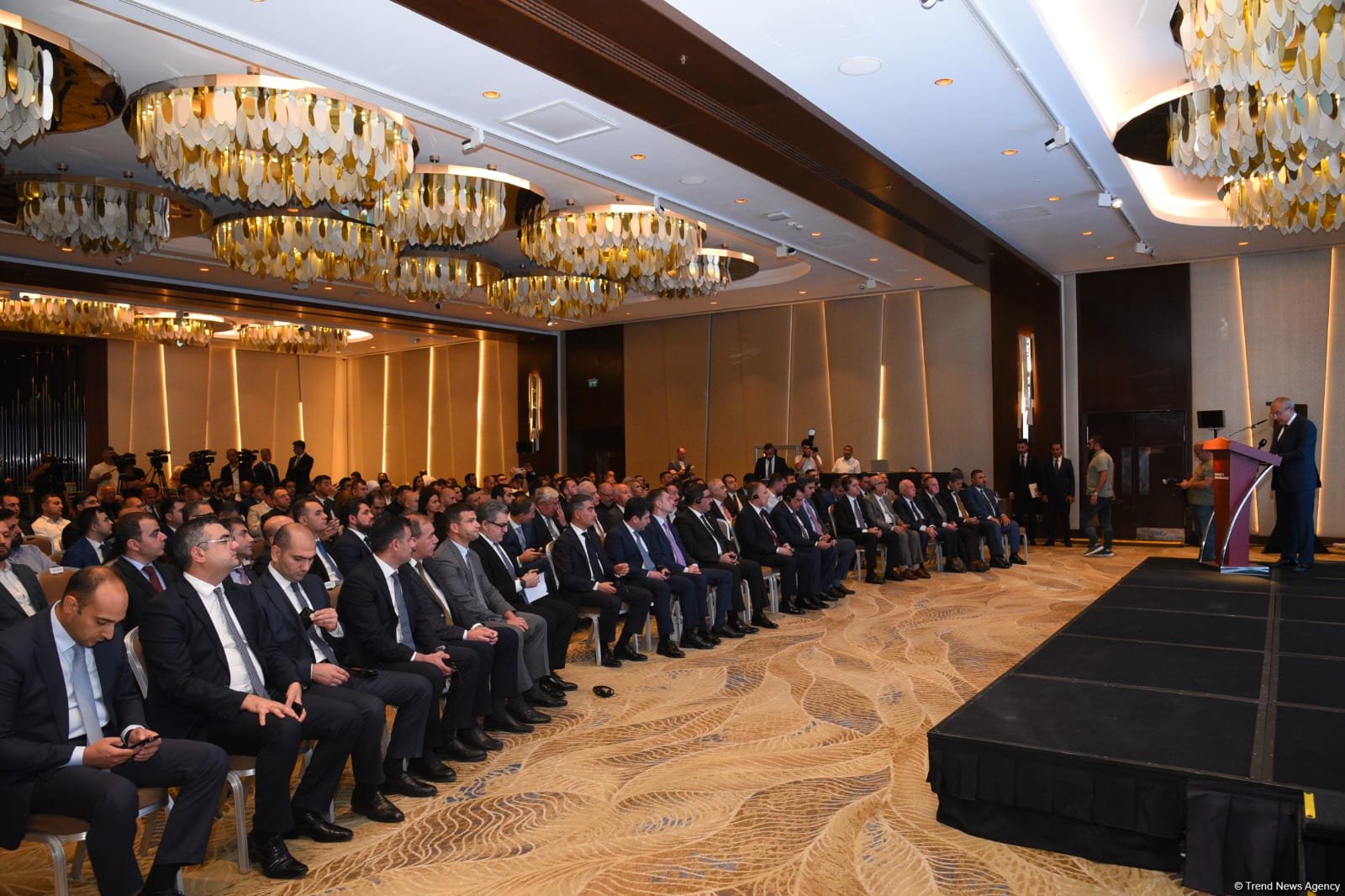 В Баку состоялся азербайджано-иракский бизнес-форум (ФОТО) (Обновлено)