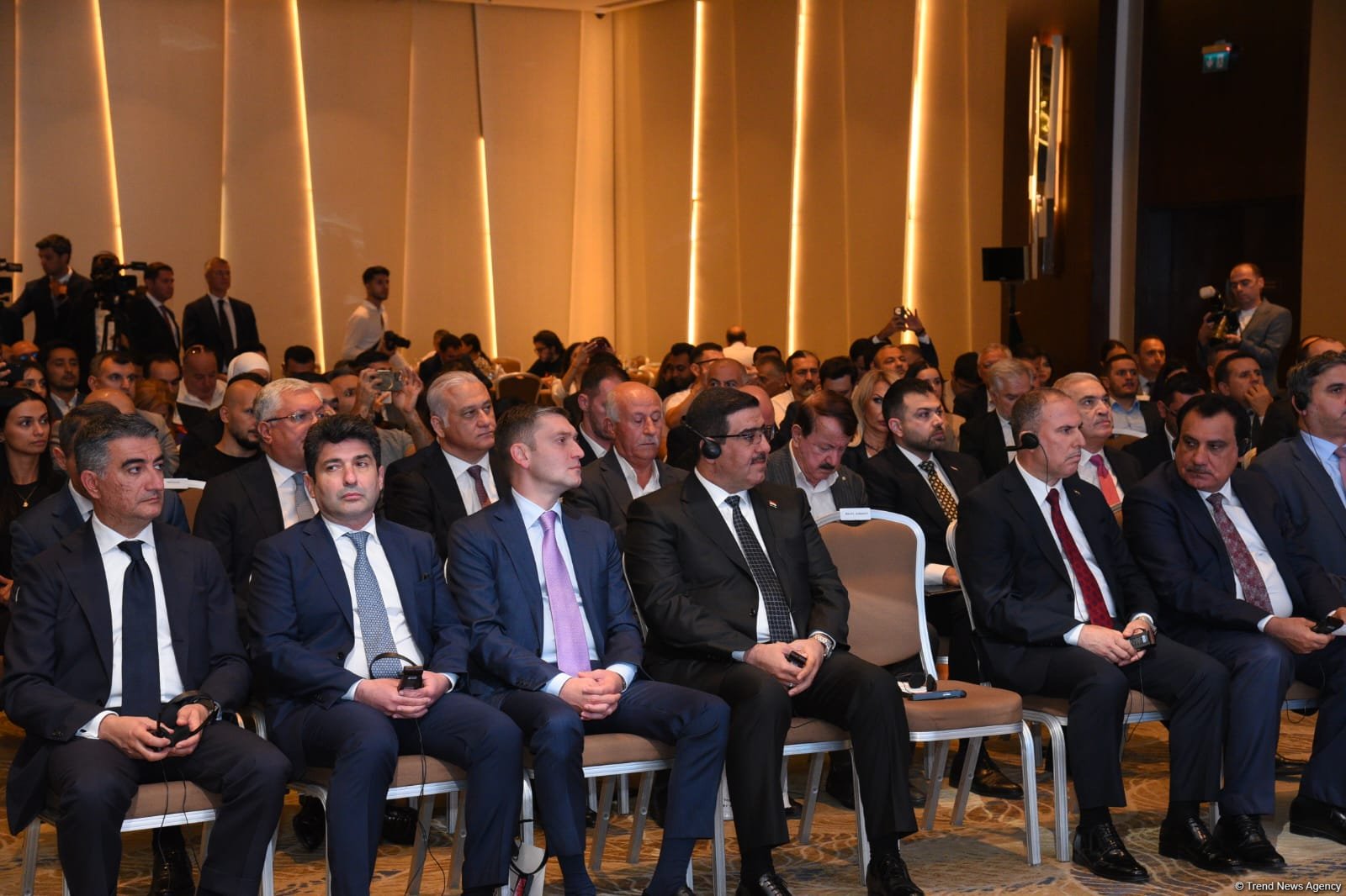 В Баку состоялся азербайджано-иракский бизнес-форум (ФОТО) (Обновлено)