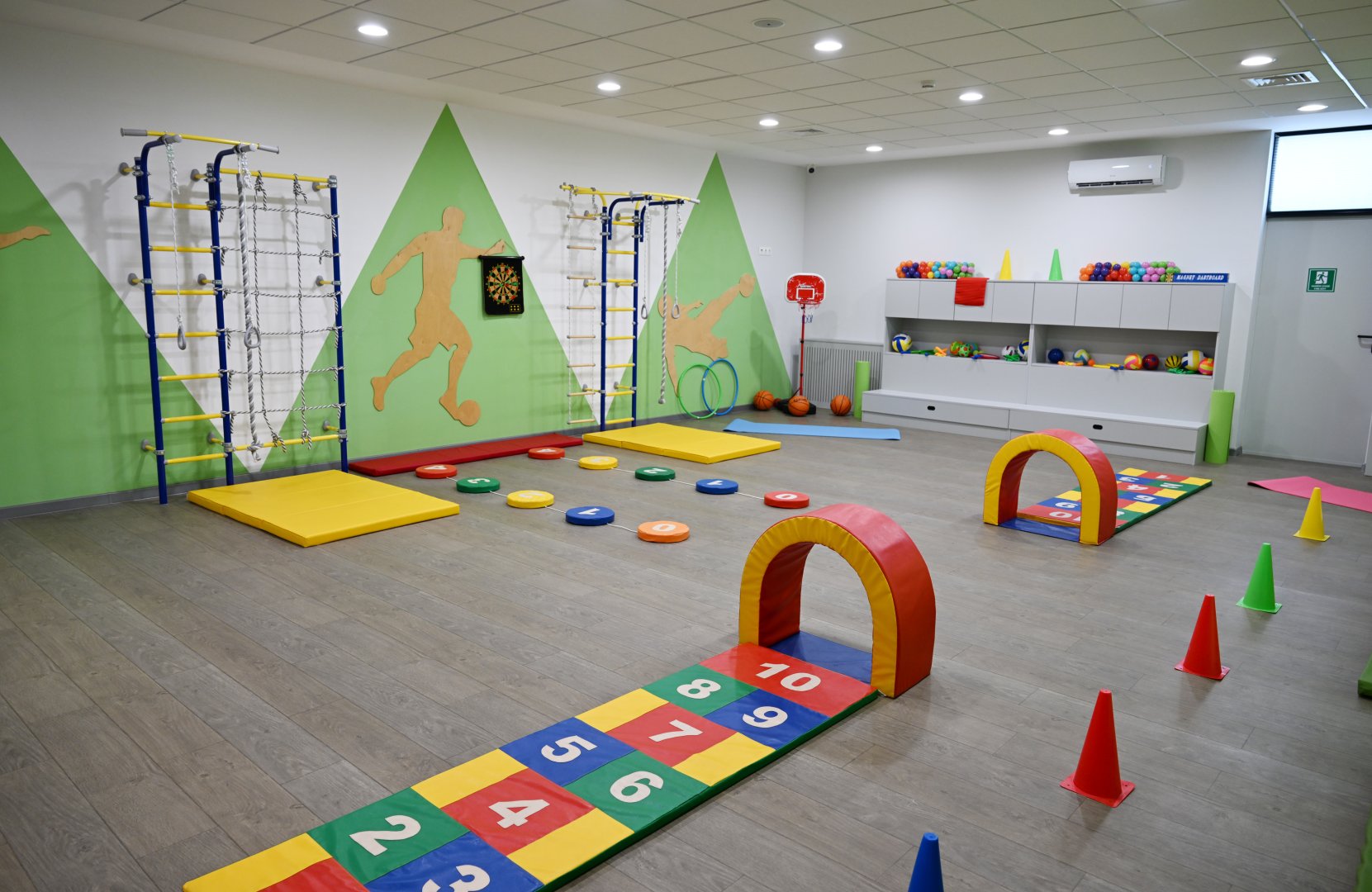 Вице-президент Фонда Гейдара Алиева Лейла Алиева приняла участие в открытии детского сада «Бабочка»
(ФОТО)