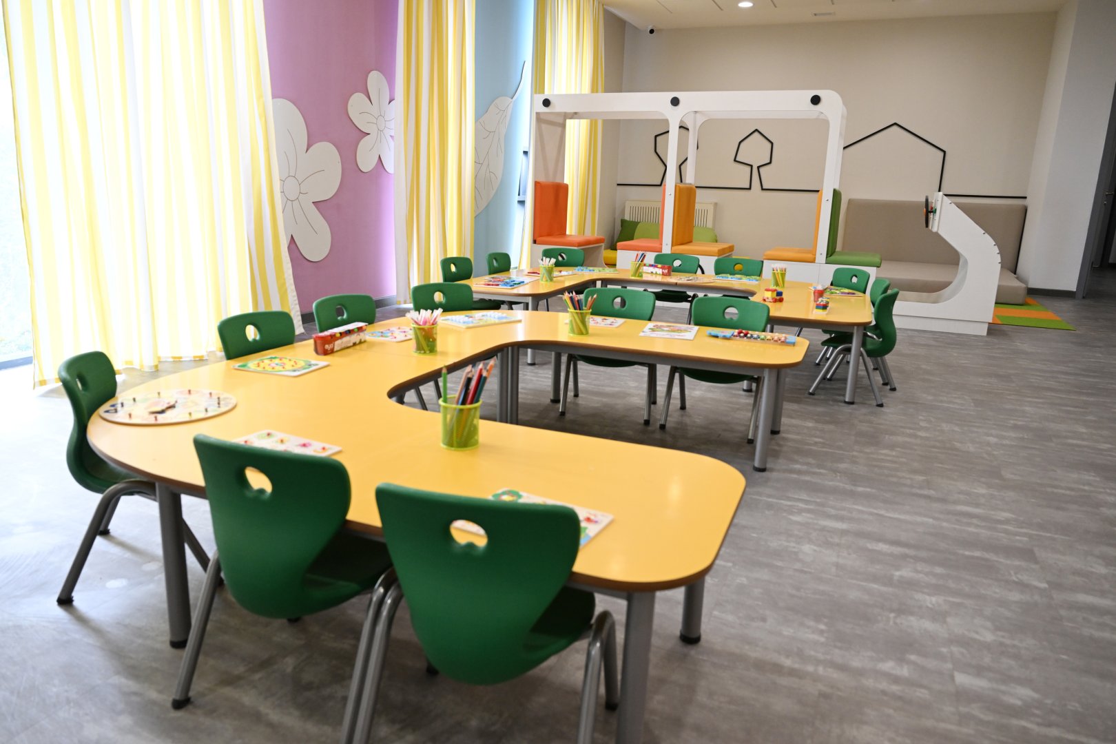 Вице-президент Фонда Гейдара Алиева Лейла Алиева приняла участие в открытии детского сада «Бабочка»
(ФОТО)