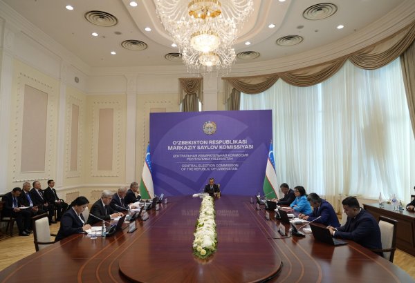 ЦИК Узбекистана зарегистрировала кандидатов в депутаты парламента