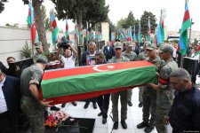 В Баку захоронены останки шехида Мубариза Мамедова, пропавшего без вести в I Карабахской войне (ФОТО)