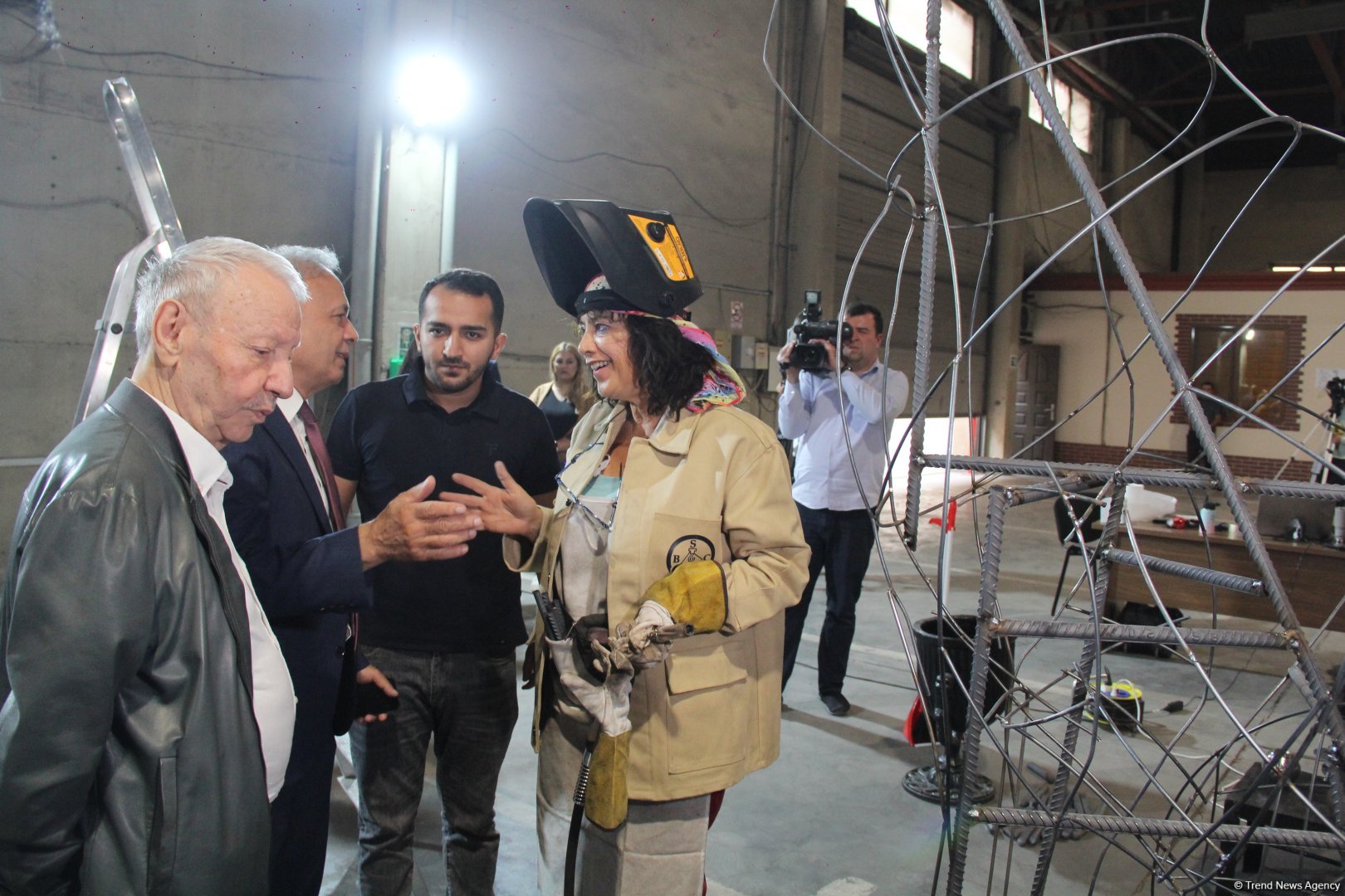 Проведен пресс-тур международного проекта Baku Steel Art 2024 – как создается уникальное искусство из металла (ФОТО)