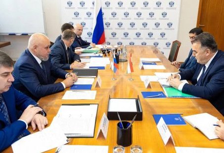 Таджикистан и Россия обсудили работу Сангтудинской ГЭС