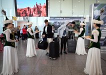 В Казахстане стартовали Дни культуры Азербайджана – праздничная церемония встречи в аэропорту (ФОТО)