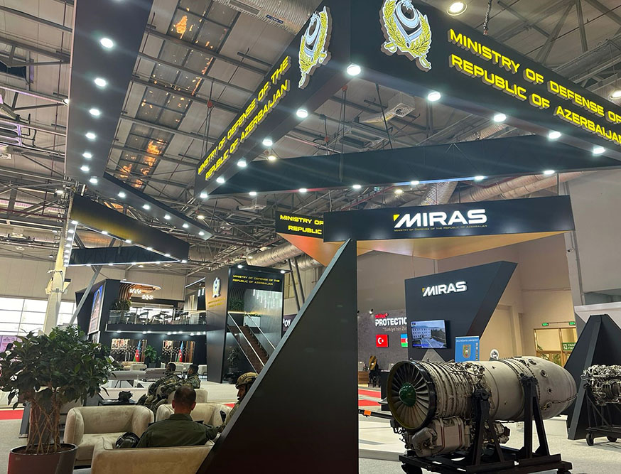 Руководство минобороны Азербайджана приняло участие в церемонии открытия международной оборонной выставки "ADEX" (ФОТО)