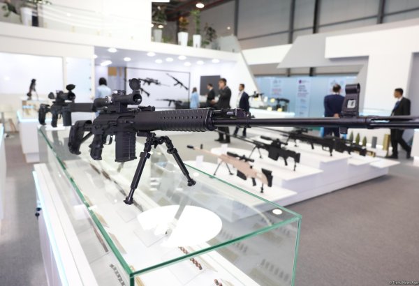 Азербайджан представил новые снайперские винтовки отечественного производства (ФОТО)