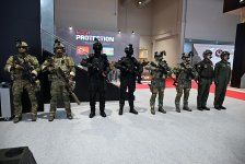 Руководство минобороны Азербайджана приняло участие в церемонии открытия международной оборонной выставки "ADEX" (ФОТО)