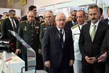 Руководство минобороны Азербайджана приняло участие в церемонии открытия международной оборонной выставки "ADEX" (ФОТО)