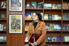 В Казахстане будут более широко изучать азербайджанскую  литературу (ФОТО)