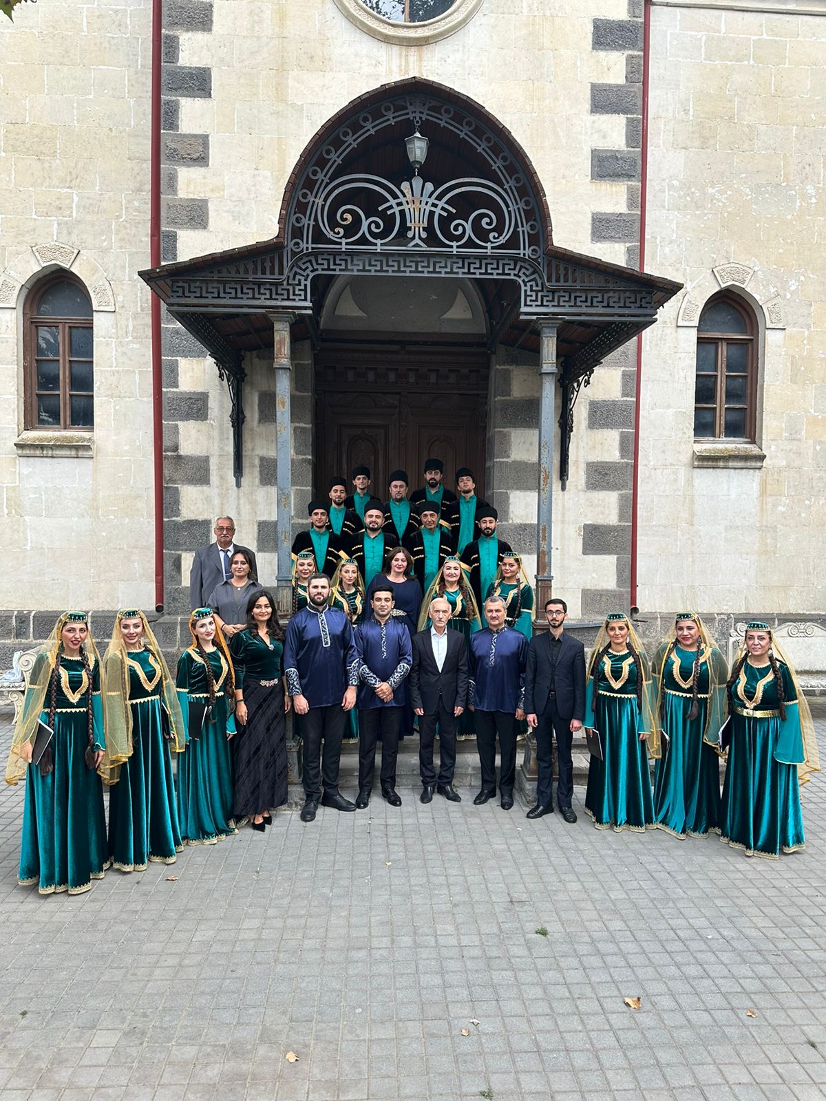 В Лютеранской церкви Шамкира представлены композиторские и народные песни (ФОТО)