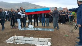 Останки жертвы трагедии в Гарадаглы спустя 32 года захоронены в родном селе (ФОТО)