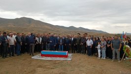 Останки жертвы трагедии в Гарадаглы спустя 32 года захоронены в родном селе (ФОТО)