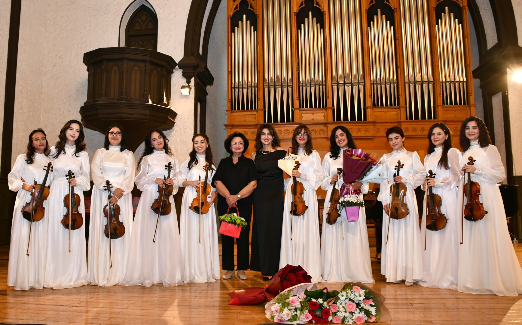 В Баку представлен особый вид музыки - эмоции, экспрессия и индивидуальность (ФОТО)