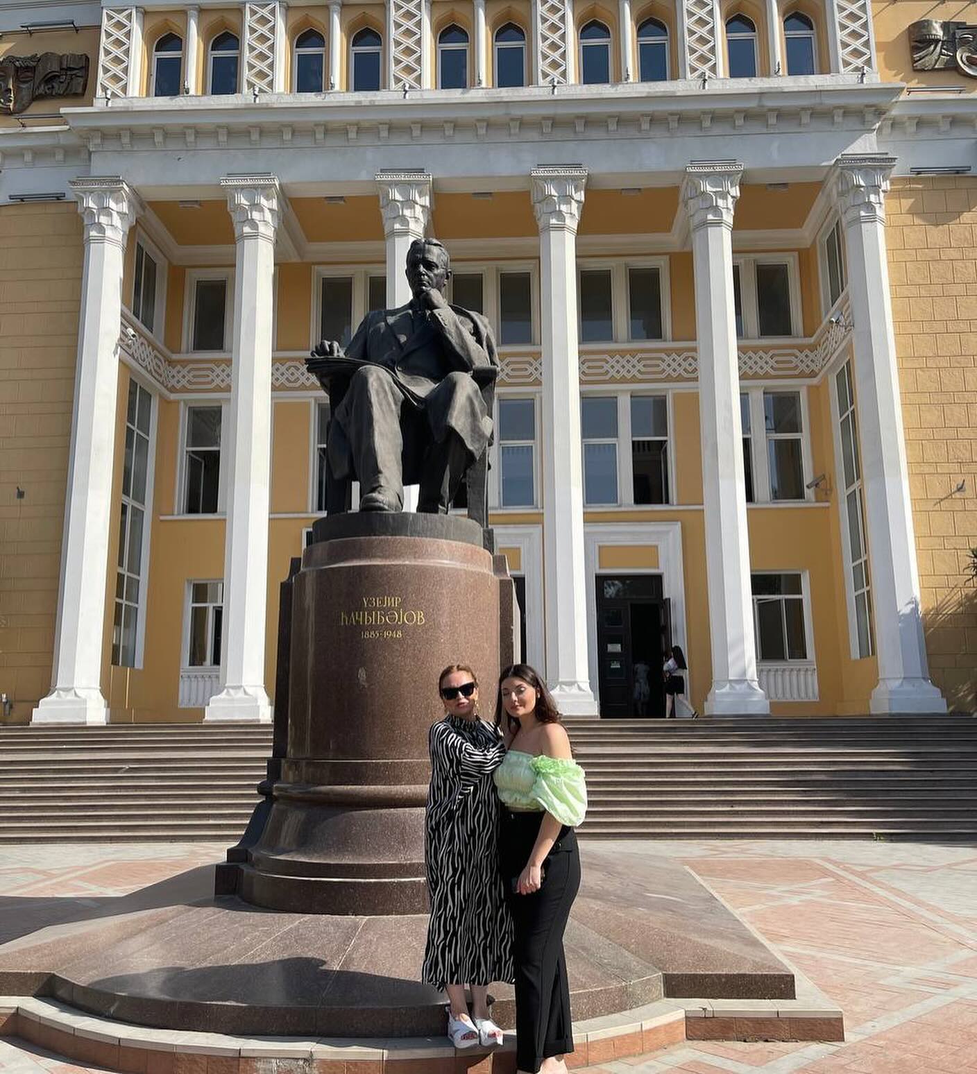 Ученица народной артистки Гюльназ Исмайловой Эльмина Гасан признана одной из лучших в мире  вокалисток (ФОТО)