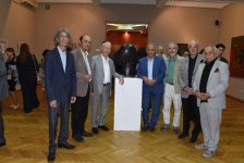 В Баку открылась выставка "Опыт абстрактного искусства азербайджанских художников" (ФОТО)