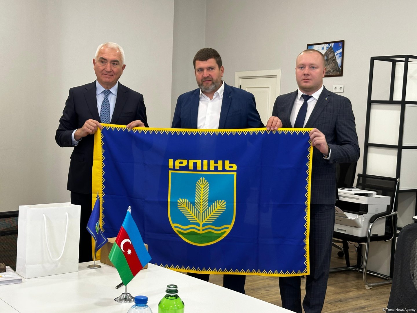 Подписан документ о побратимстве между городами Лачин и Ирпень (ФОТО)