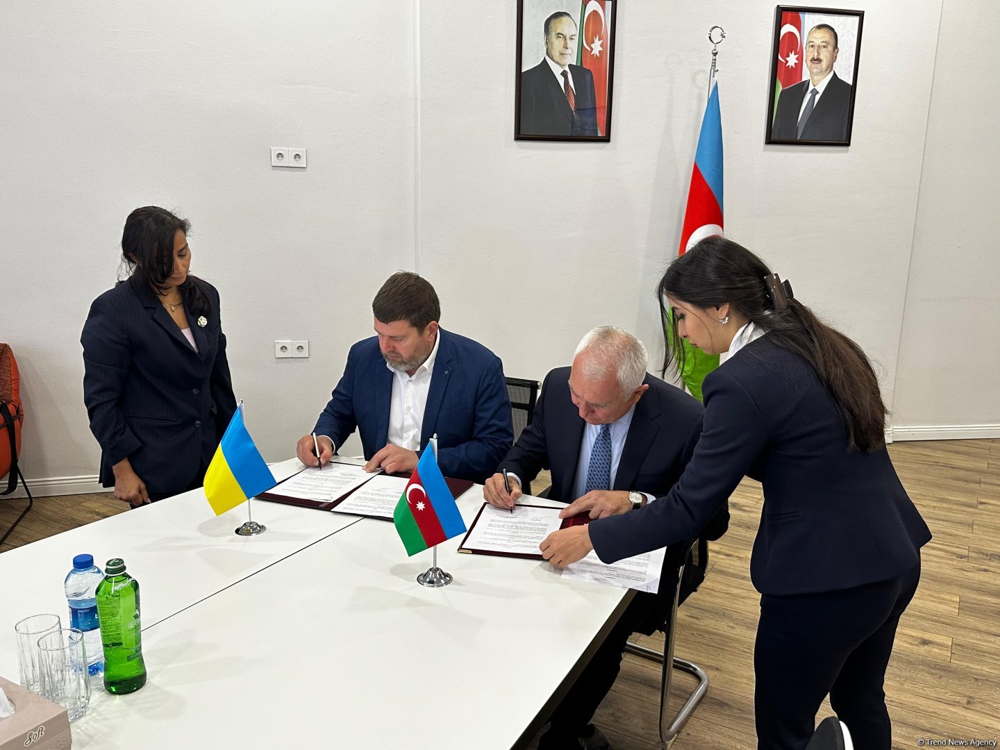 Подписан документ о побратимстве между городами Лачин и Ирпень (ФОТО)