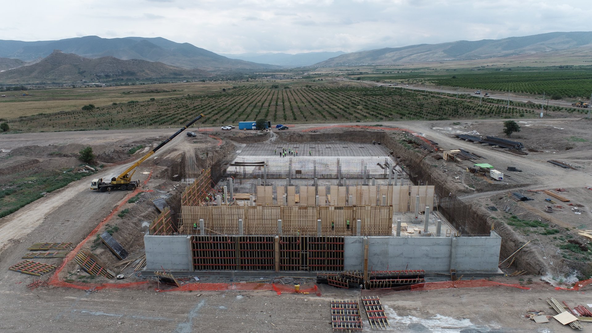 В Агдаме строятся 4 крупных водохранилища (ФОТО/ВИДЕО)