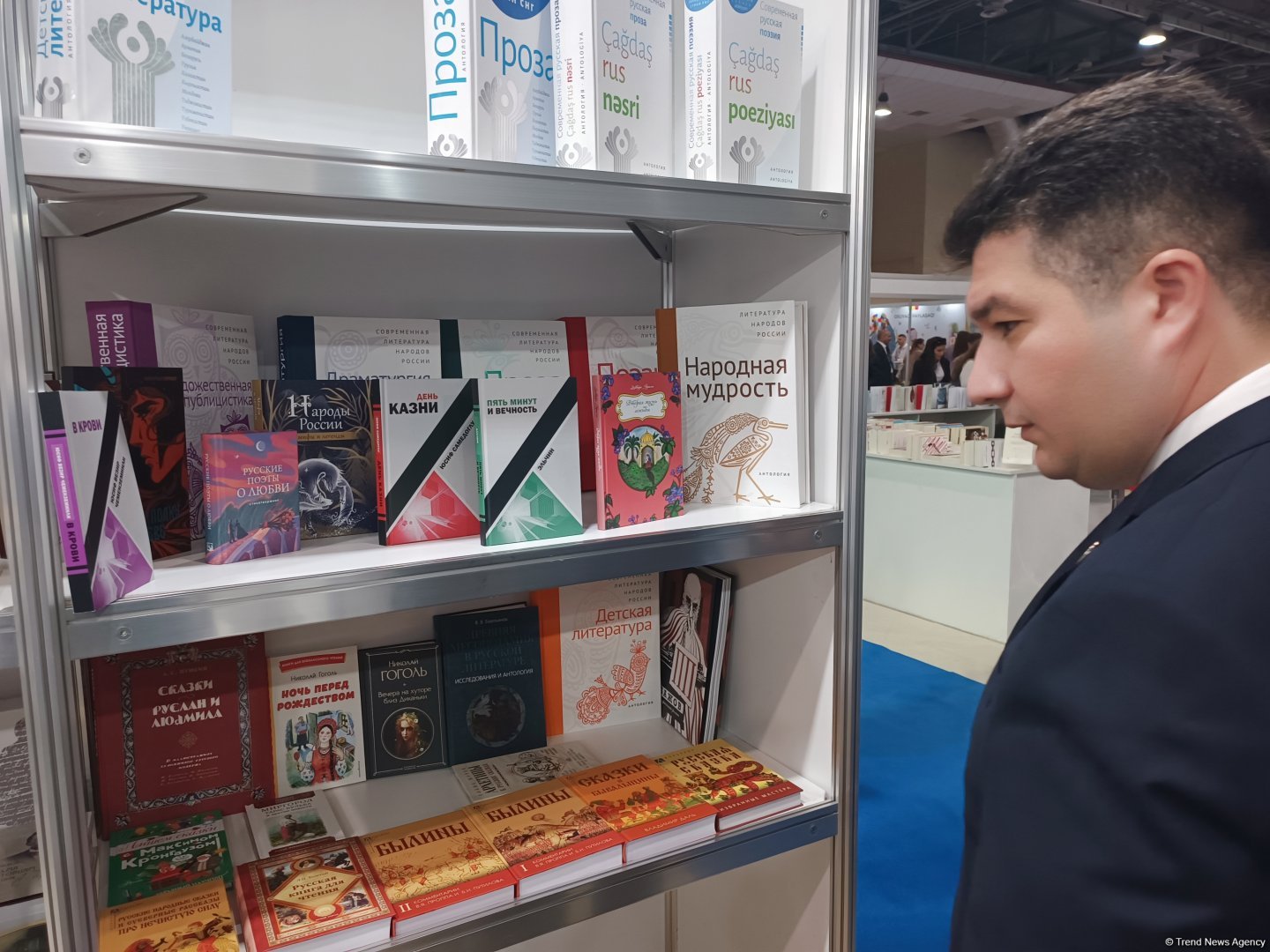 Российский национальный стенд открылся в рамках X Бакинской международной книжной выставки (ФОТО)