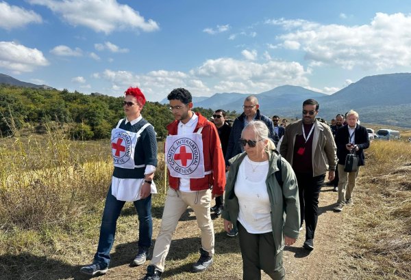 Участники конференции по проблеме пропавших без вести лиц понаблюдали за разминированием в Агдере