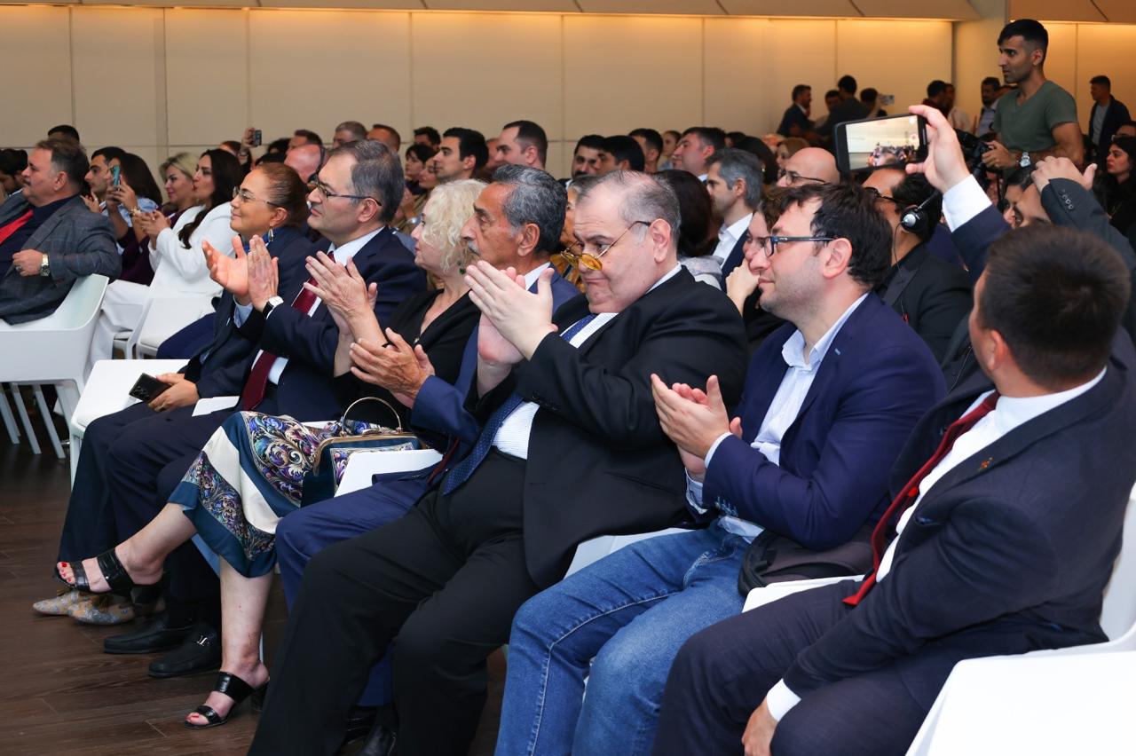 Состоялись открытие и церемония награждения Международного кинофестиваля Baku Cinema Breeze (ФОТО)