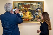 От реализма до абстракции и сюрреализма - в Баку представлены произведения биеннале "Хазар" (ФОТО)