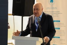 В Баку состоялась презентация книги выдающегося писателя Казахстана Кемеля Токаева (ФОТО)