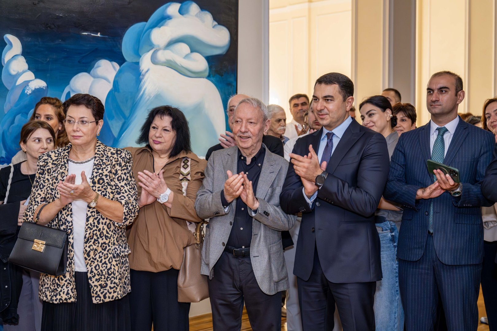 От реализма до абстракции и сюрреализма - в Баку представлены произведения биеннале "Хазар" (ФОТО)