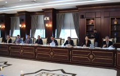 Состоялось заседание комитета парламента Азербайджана по труду и социальной политике