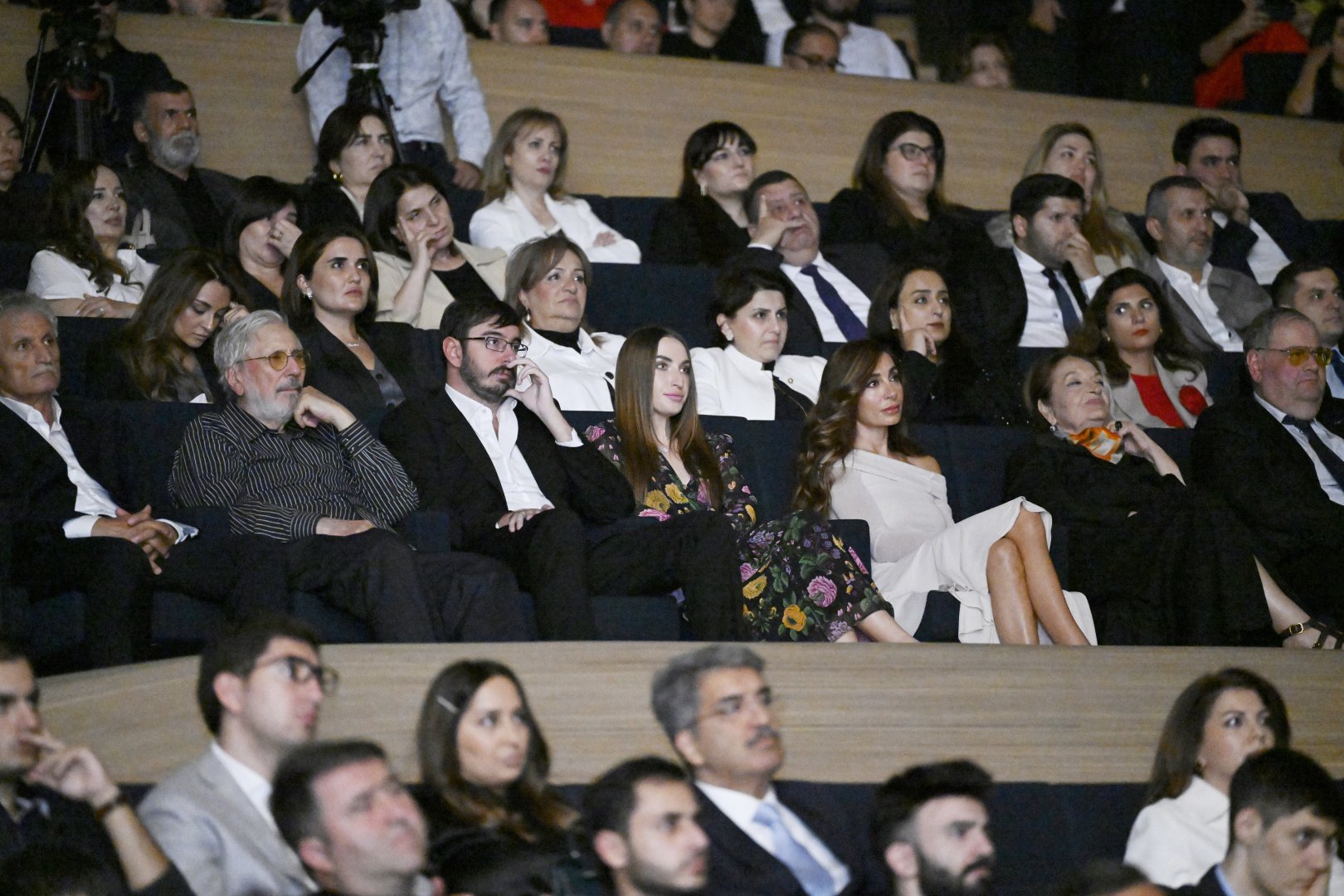В Центре Гейдара Алиева с большим успехом состоялась презентация художественного фильма о Гаджи Зейналабдине Тагиеве (ФОТО)