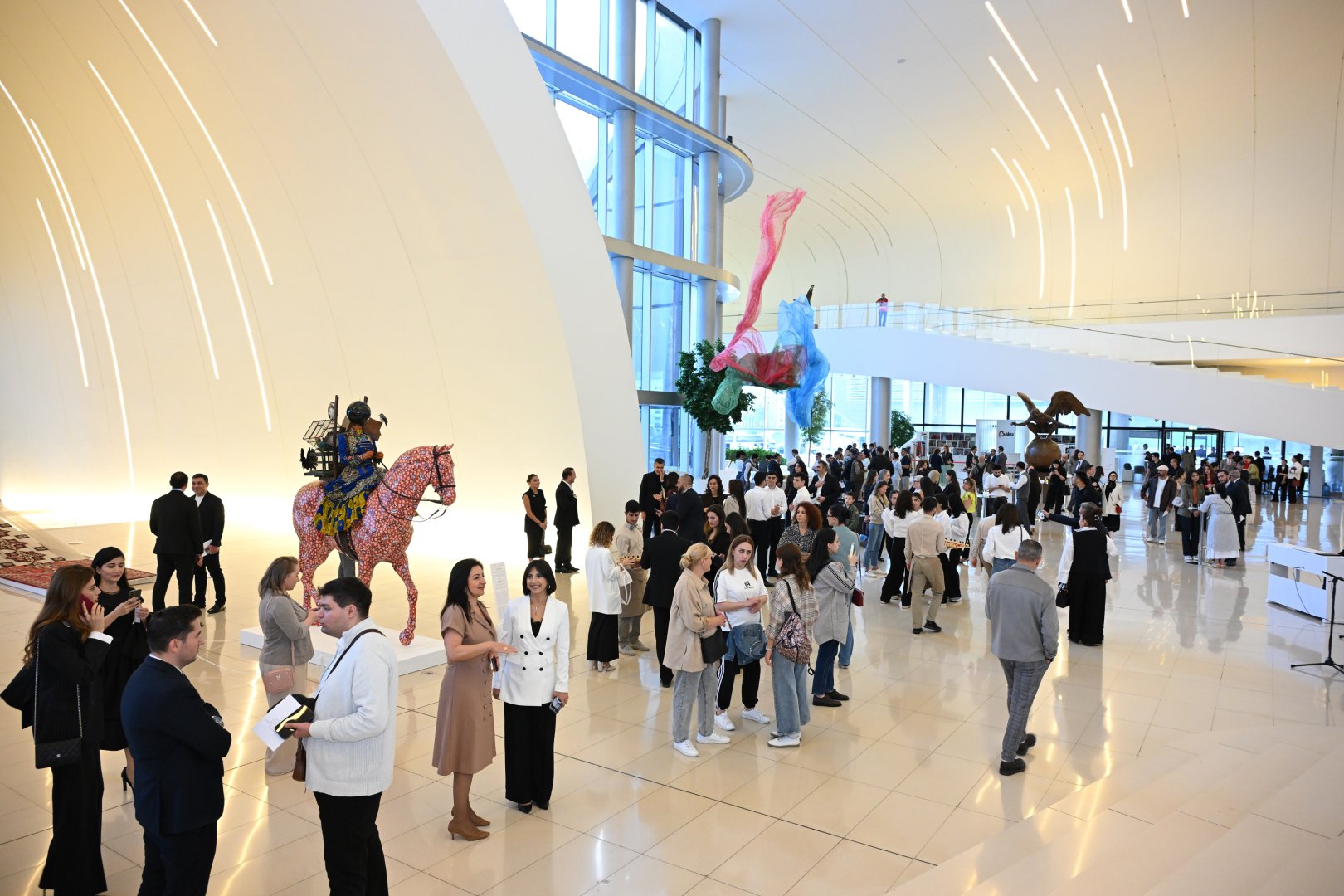 В Центре Гейдара Алиева с большим успехом состоялась презентация художественного фильма о Гаджи Зейналабдине Тагиеве (ФОТО)