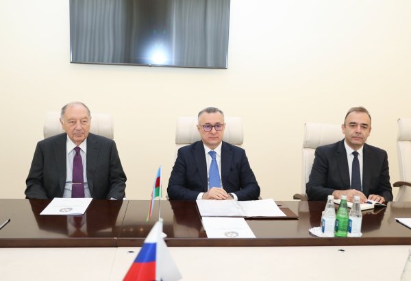 В минздраве Азербайджана прошла встреча с гендиректором медицинского исследовательского центра радиологии России